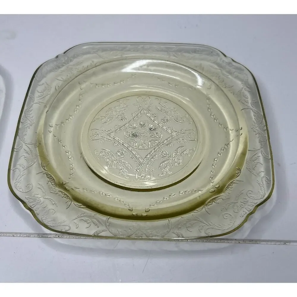 Vintage‎ Federal Madrid Pattern Amber Yellow Depression Glass 4.5 In Salad Plate